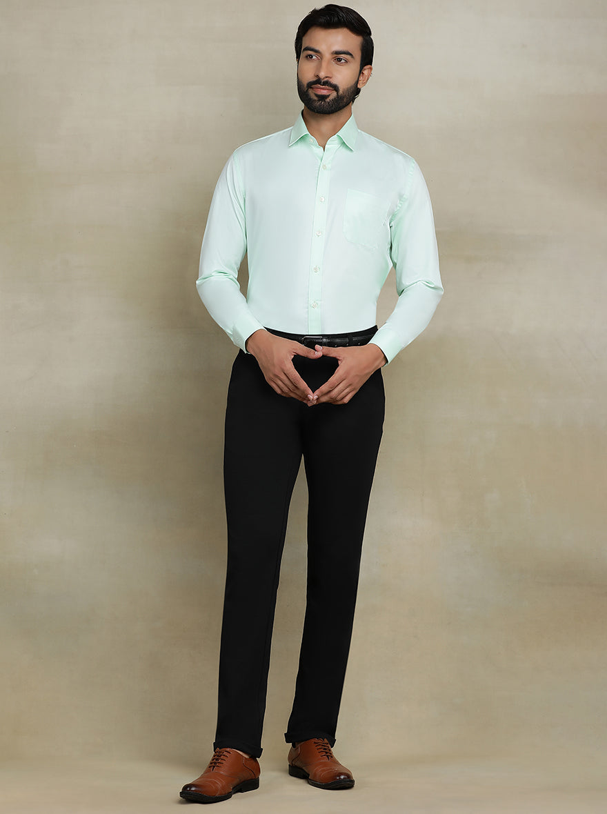 Light Green Solid Regular Fit Formal Shirt | JadeBlue