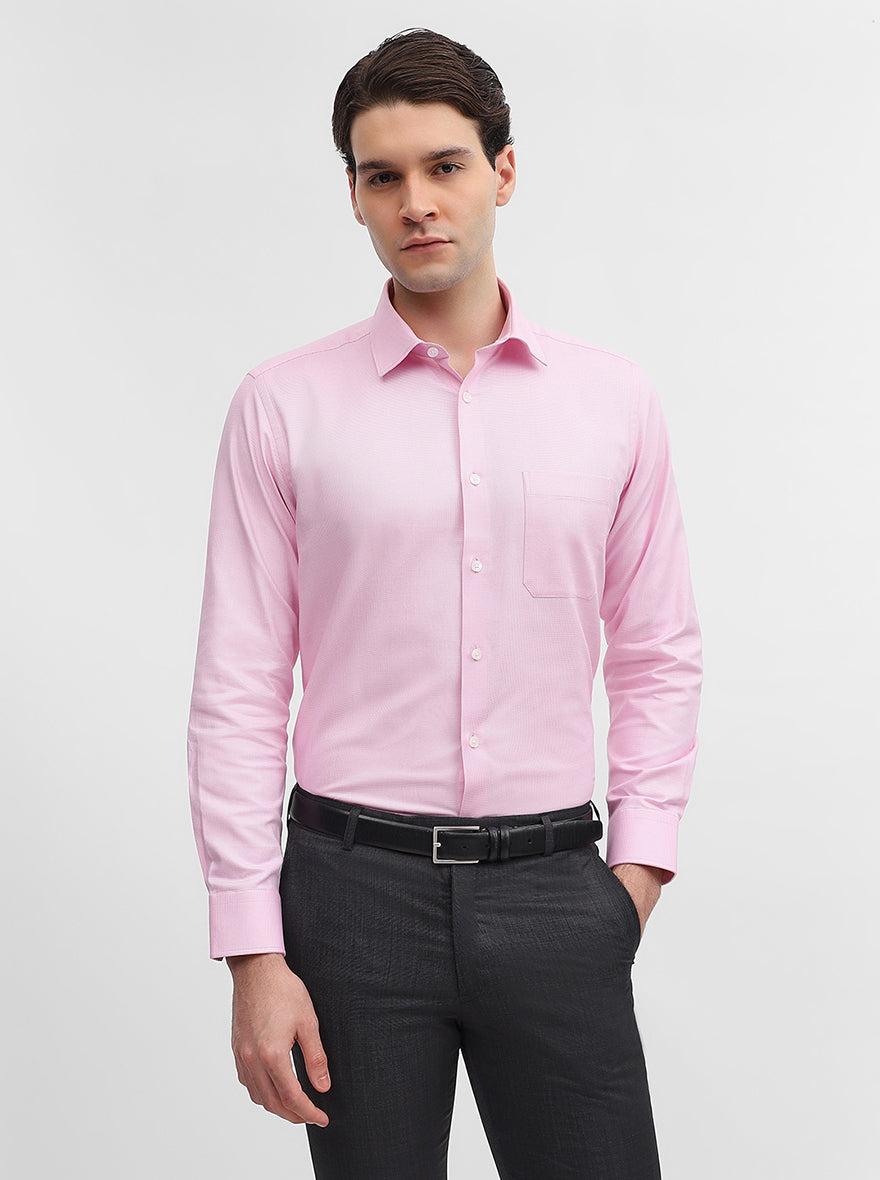 Pink Solid Regular Fit Formal Shirt | JadeBlue