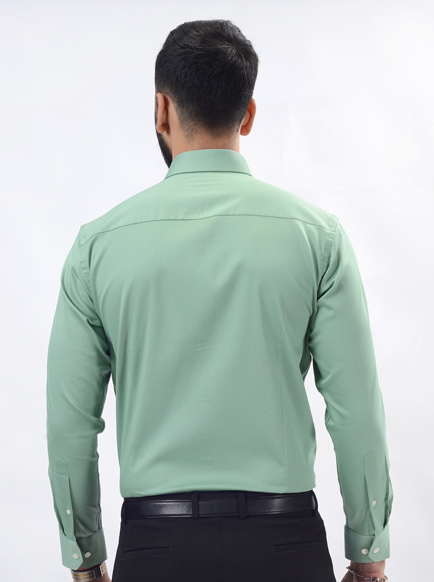 Green Solid Slim Fit Formal Shirt | JadeBlue