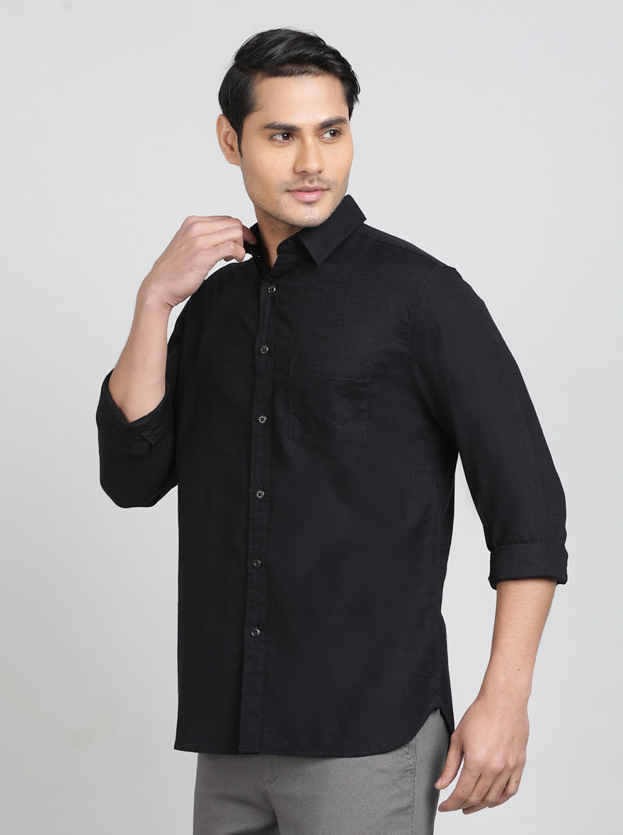 Black Solid Slim Fit Casual Shirt | JadeBlue