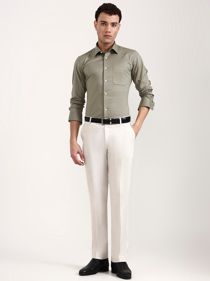 Off White Solid Slim Fit Formal Trouser | JadeBlue