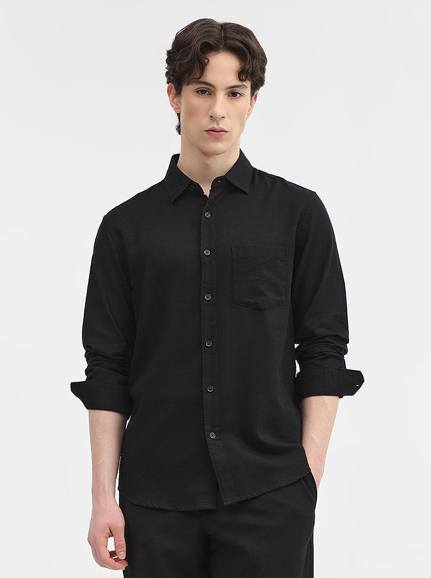 Shadow Black Solid Slim Fit Casual Shirt | Greenfibre
