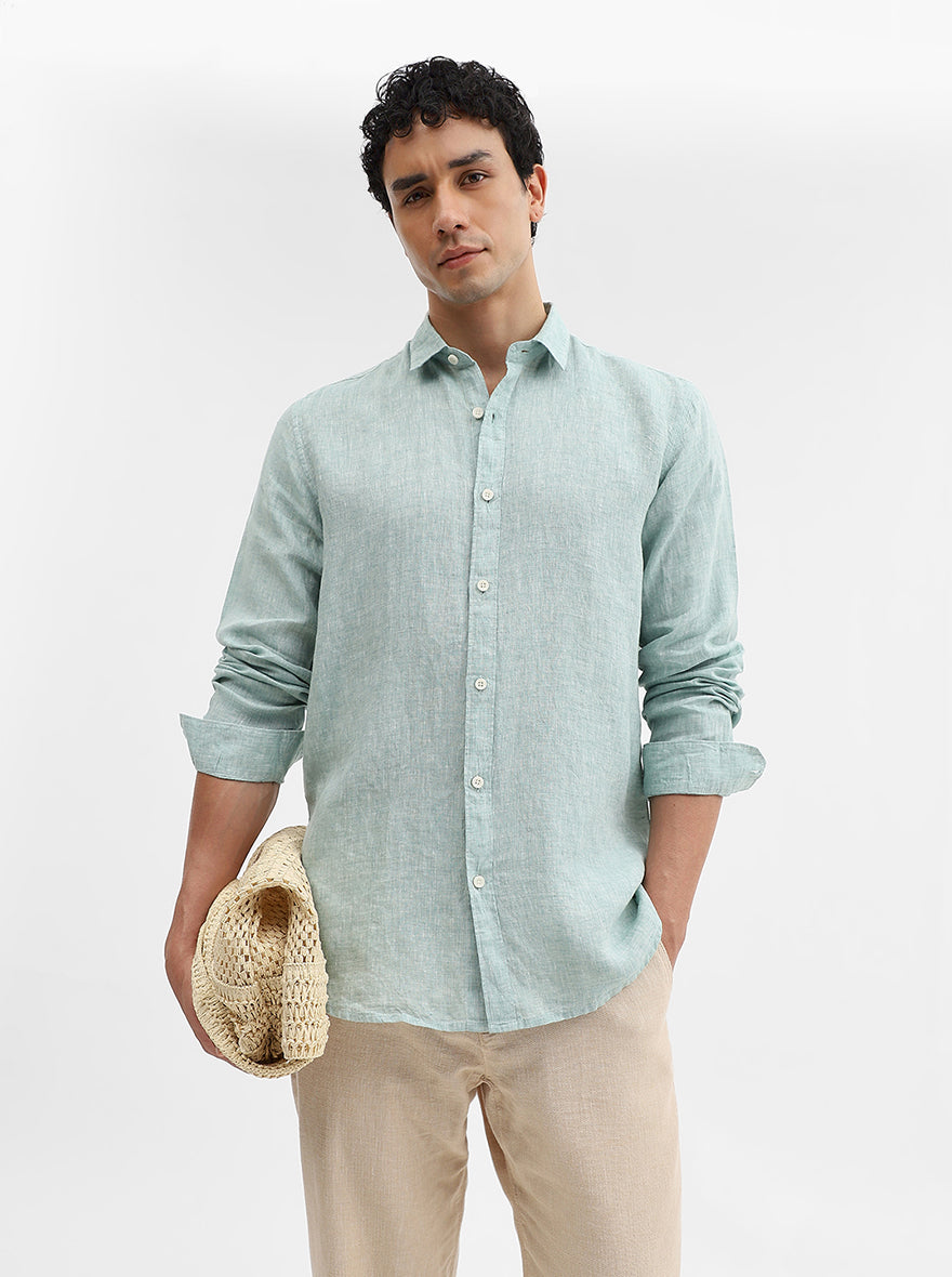 Aqua Green Solid Slim Fit Casual Shirt | JadeBlue