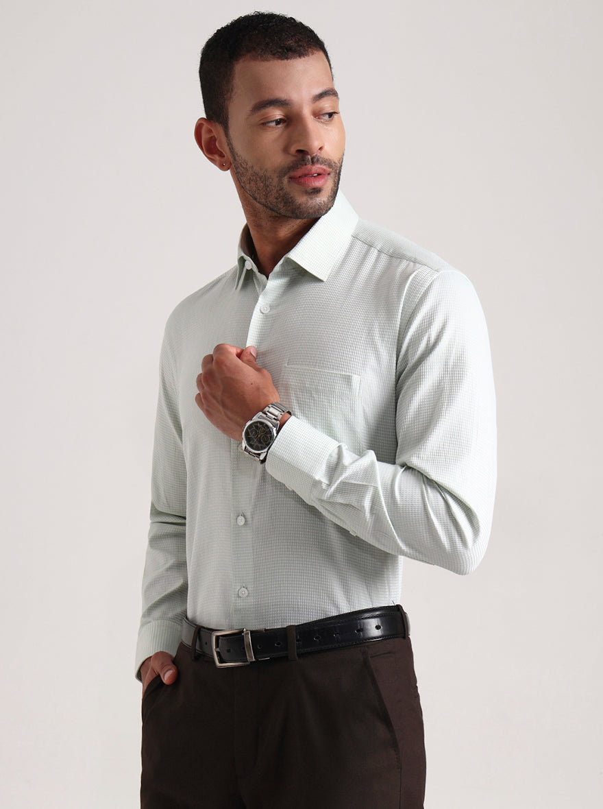 Pista Green Solid Regular Fit Formal Shirt | JadeBlue
