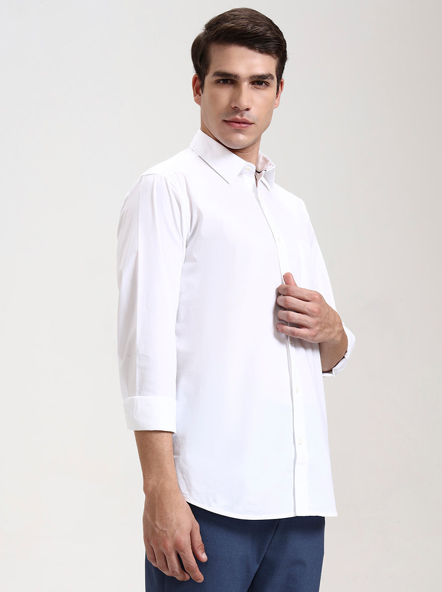 White Solid Slim Fit Casual Shirt | JadeBlue