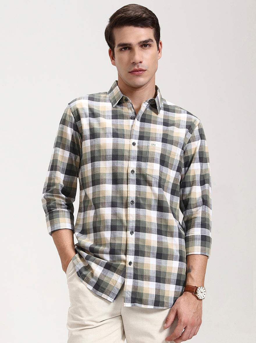 Light Green Checked Slim Fit Casual Shirt | JadeBlue