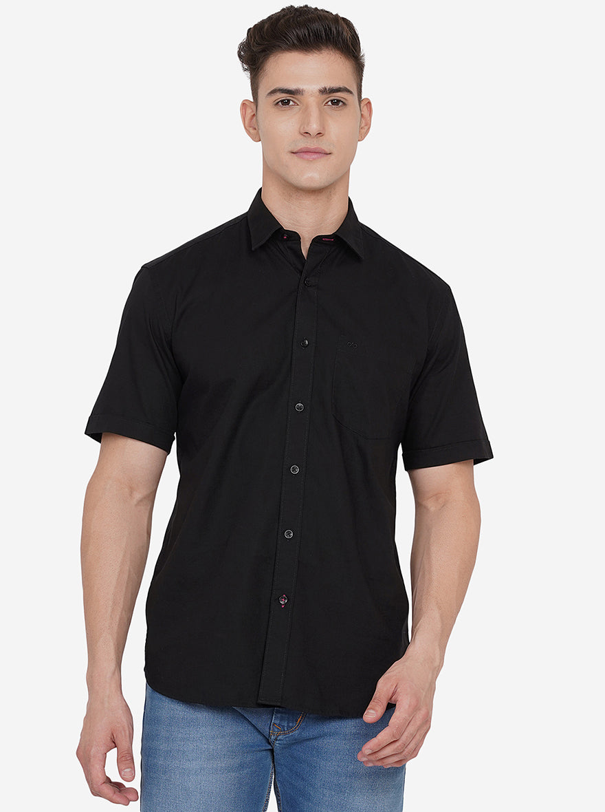 Jet Black Solid Slim Fit Casual Shirt | JadeBlue