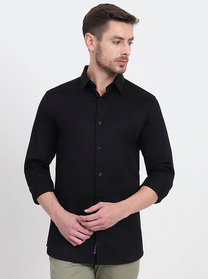 Black Solid Slim Fit Casual Shirt | JadeBlue