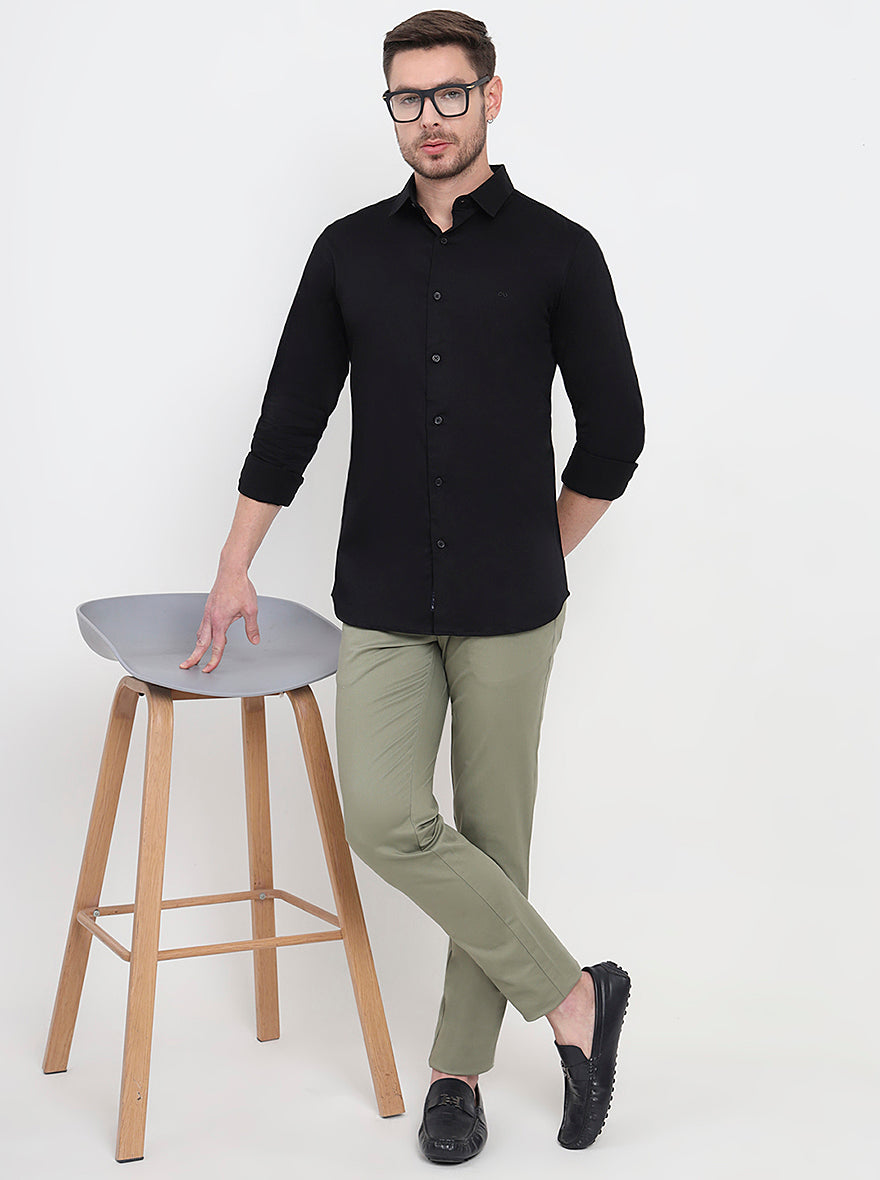 Black Solid Slim Fit Casual Shirt | JadeBlue