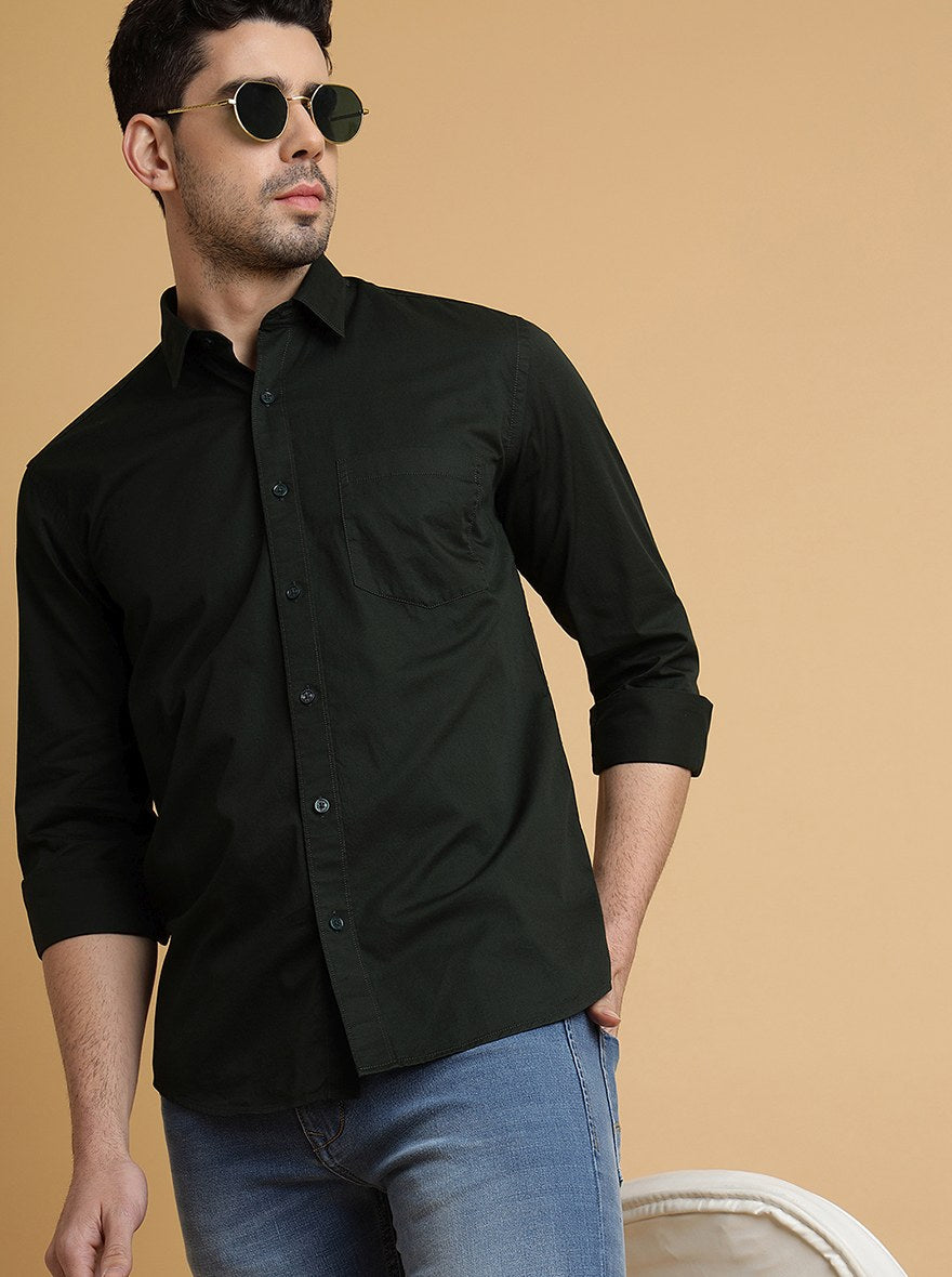 Bottle Green Solid Slim Fit Semi Casual Shirt | JadeBlue