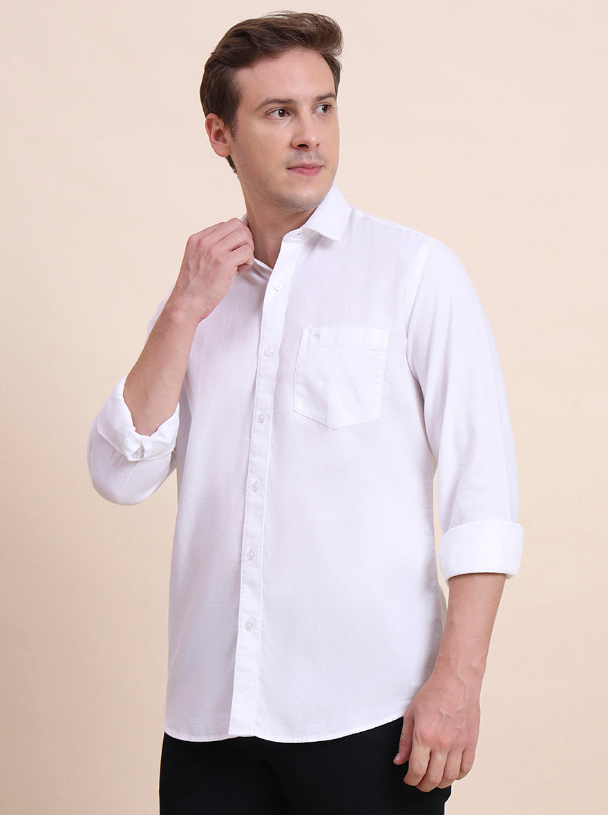 White Solid Tailored Fit Semi Casual Shirt | JadeBlue