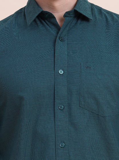 Green Solid Tailored Fit Semi Casual Shirt | JadeBlue