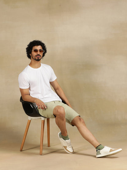 Pista Green Solid Slim Fit Shorts | JadeBlue