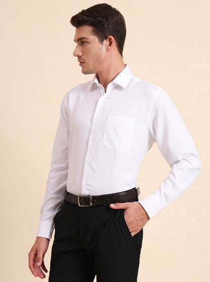 White Solid Regular Fit Formal Shirt | JadeBlue