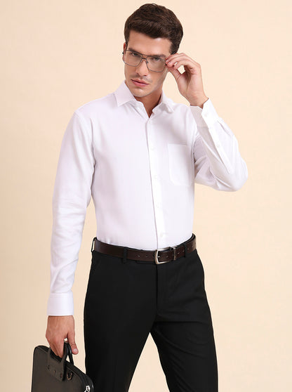 White Solid Regular Fit Formal Shirt | JadeBlue