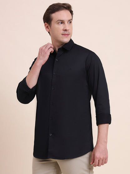 Black Solid Slim Fit Casual Shirt | JadeBlue