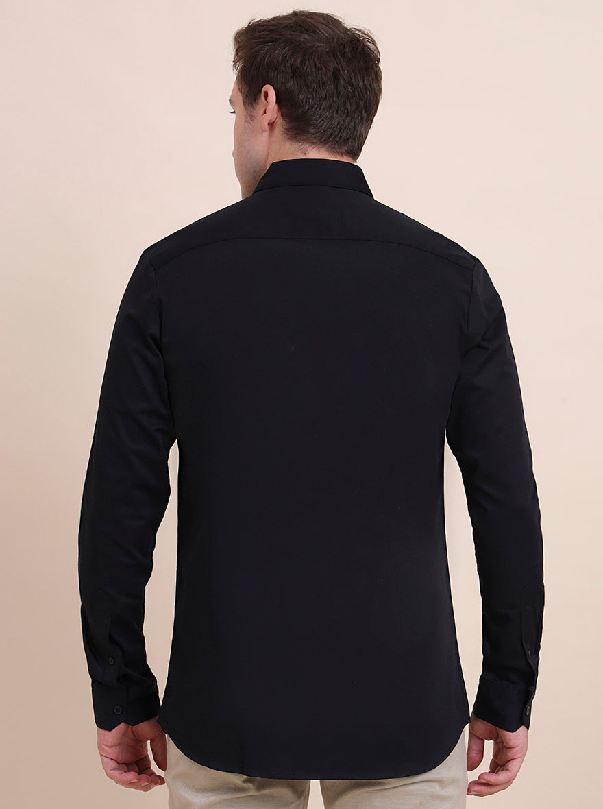 Black Solid Slim Fit Casual Shirt | JadeBlue
