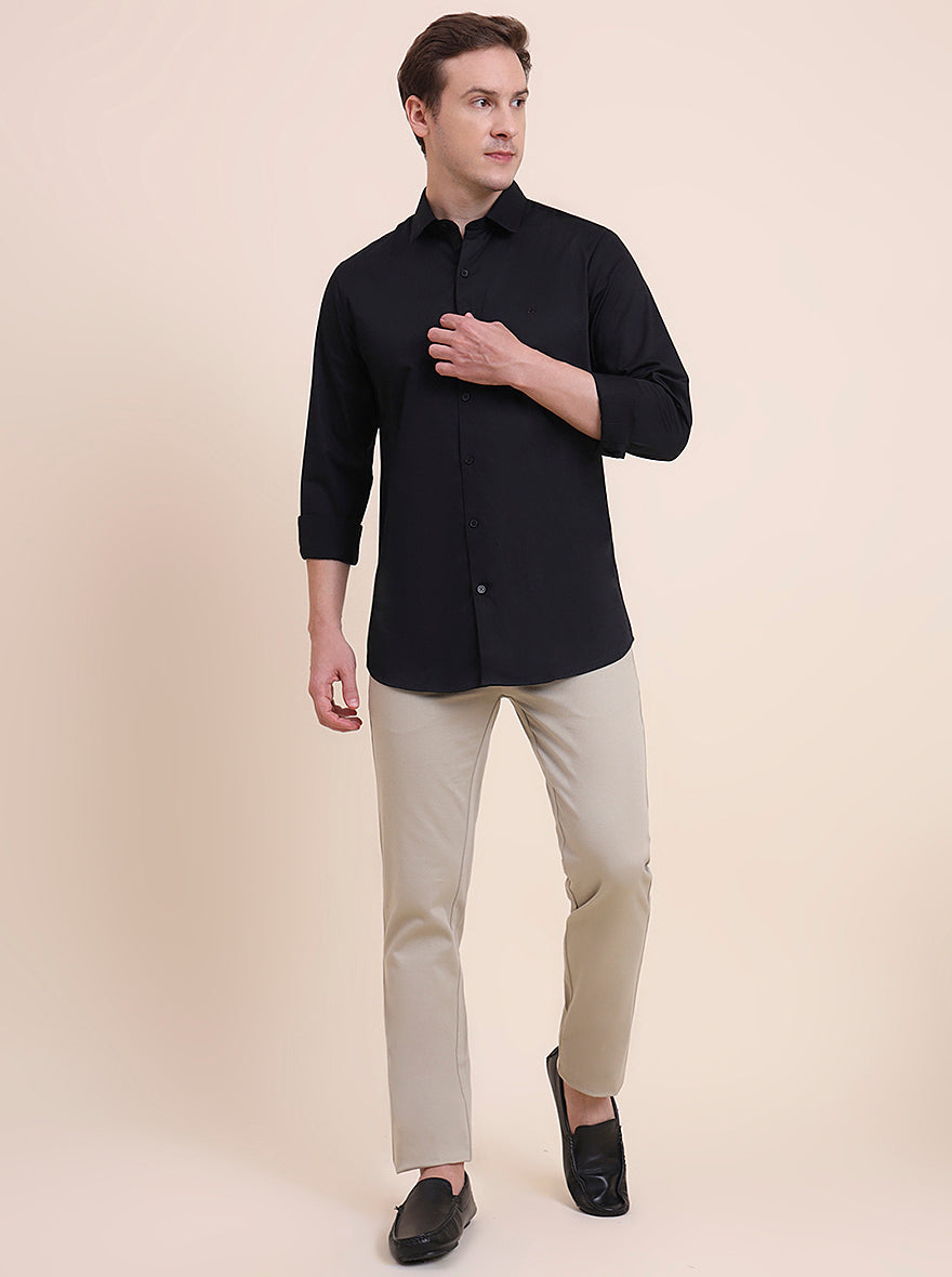 Black Solid Slim Fit Casual Shirt | JadeBlue