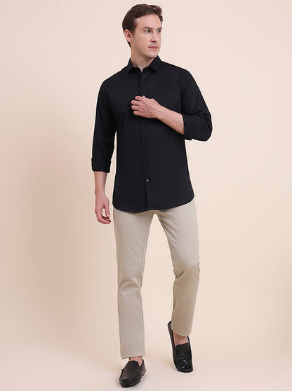 Black Solid Slim Fit Casual Shirt | JadeBlue