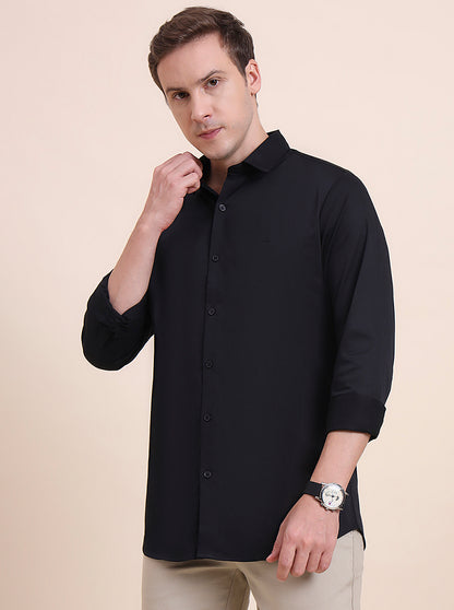 Black Solid Slim Fit Casual Shirt | JadeBlue
