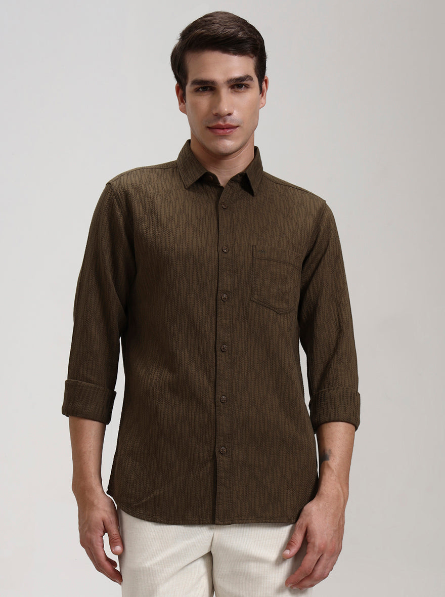 Brown Solid Slim Fit Casual Shirt | JadeBlue