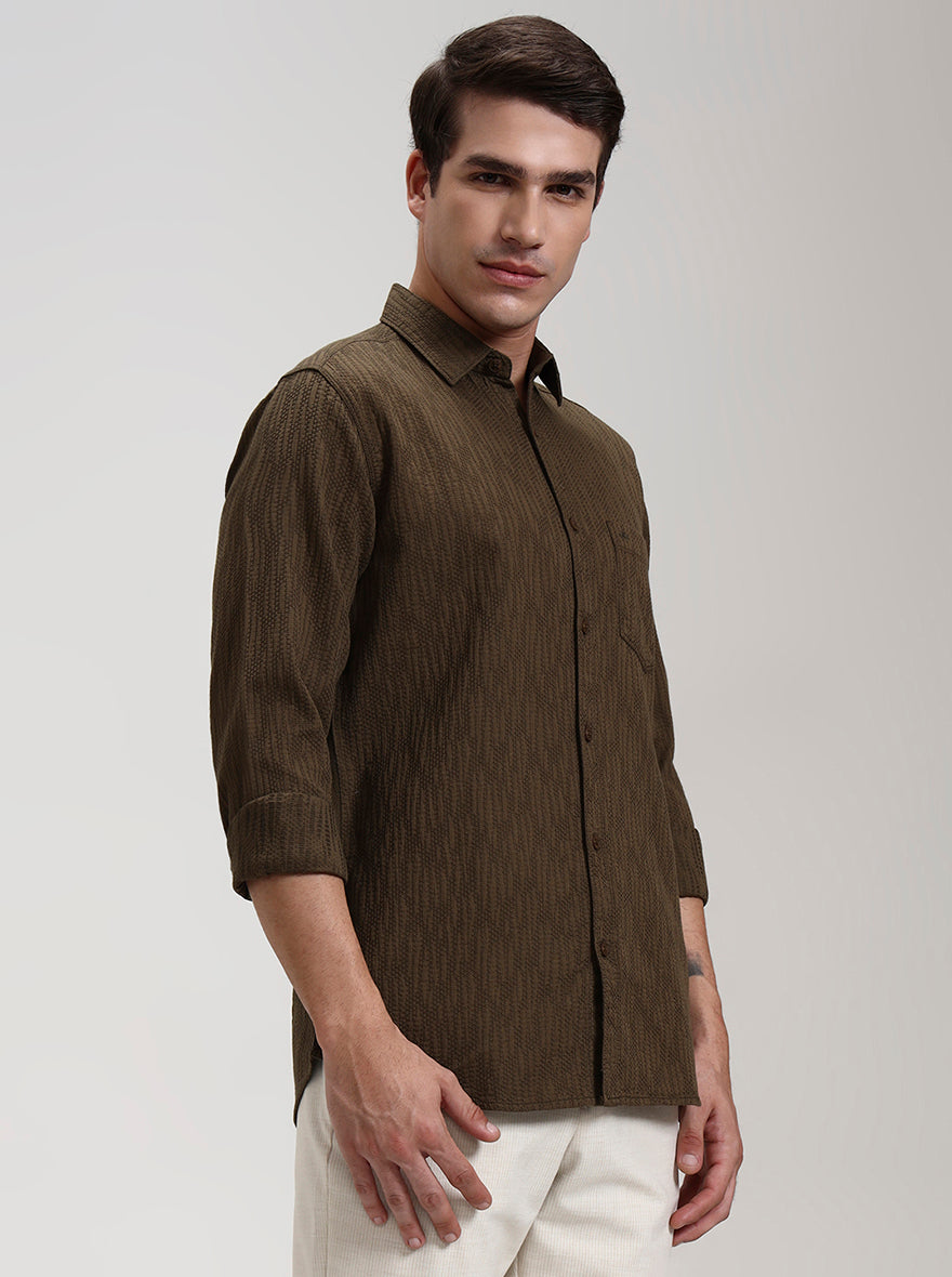 Brown Solid Slim Fit Casual Shirt | JadeBlue