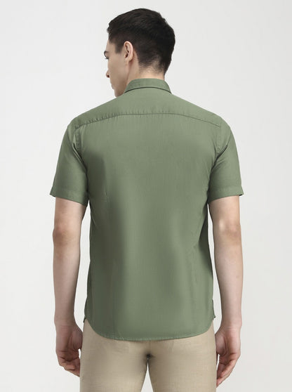 Green Solid Smart Fit Semi Casual Shirt | Greenfibre