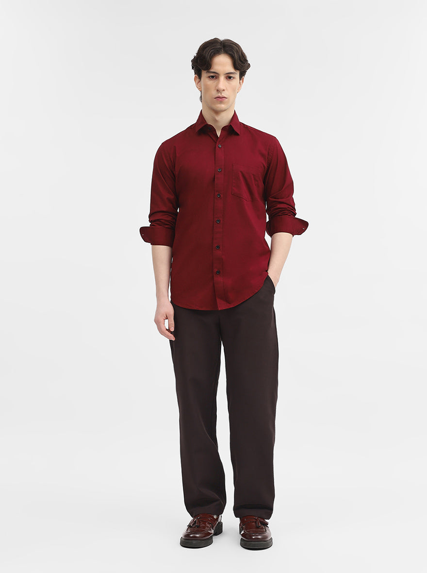 Maroon Solid Tailored Fit Semi Casual Shirt | JadeBlue