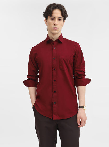 Maroon Solid Tailored Fit Semi Casual Shirt | JadeBlue