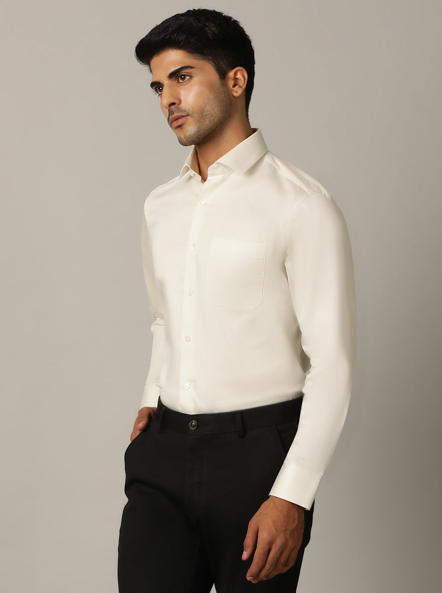 Off White Solid Slim Fit Formal Shirt | Metal