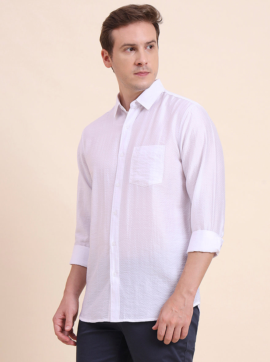 White Solid Slim Fit Casual Shirt | JadeBlue