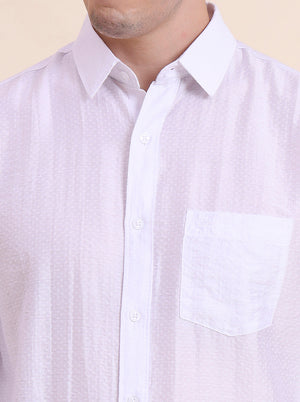 White Solid Slim Fit Casual Shirt | JadeBlue