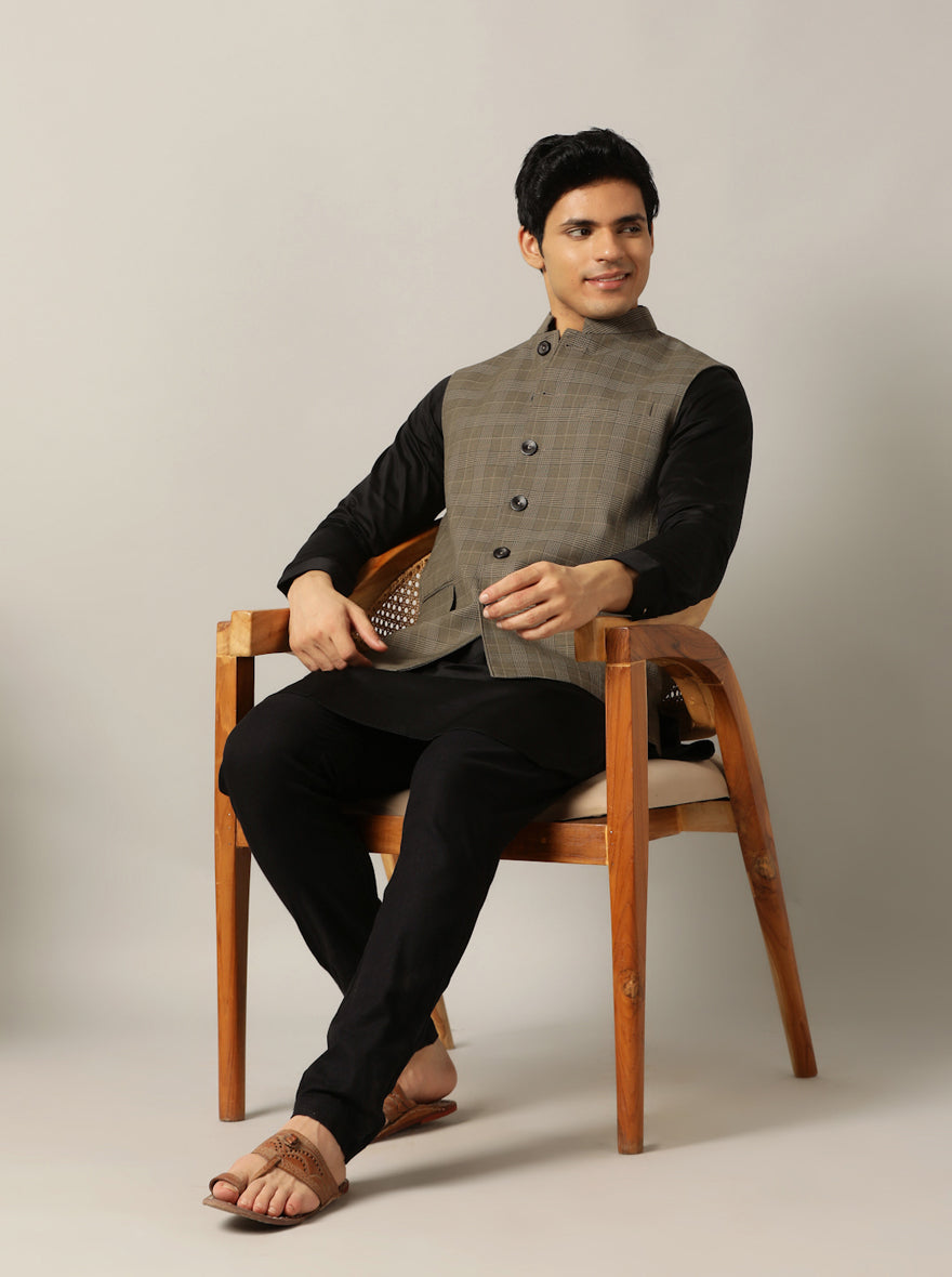 Black Solid Regular Fit Track Pant | JadeBlue