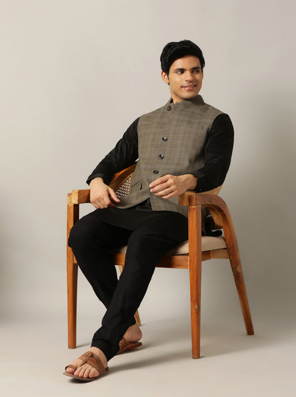 Black Solid Regular Fit Track Pant | JadeBlue
