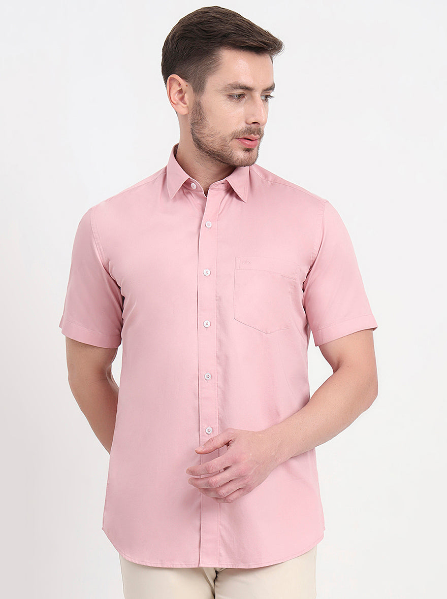 Light Pink Solid Smart Fit Semi Casual Shirt | JadeBlue