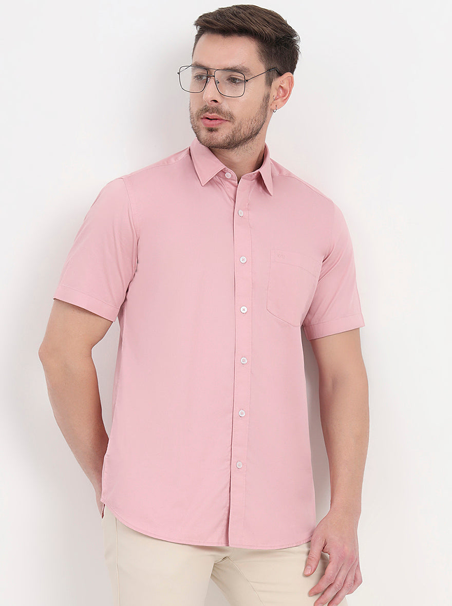 Light Pink Solid Smart Fit Semi Casual Shirt | JadeBlue