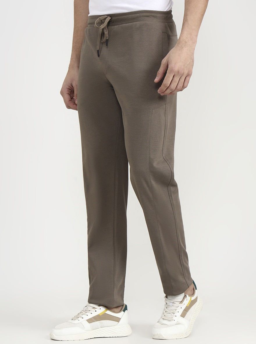 Brown Solid Slim Fit Track Pant | JadeBlue