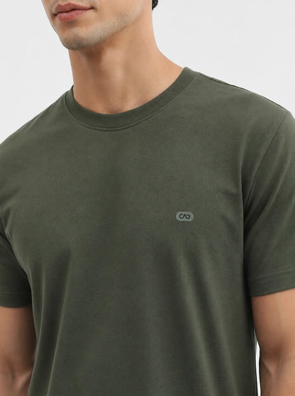 Olive Green Solid Slim Fit T-Shirt | JadeBlue