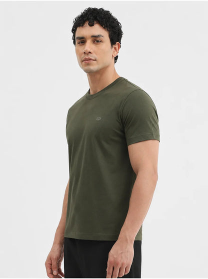 Olive Green Solid Slim Fit T-Shirt | JadeBlue