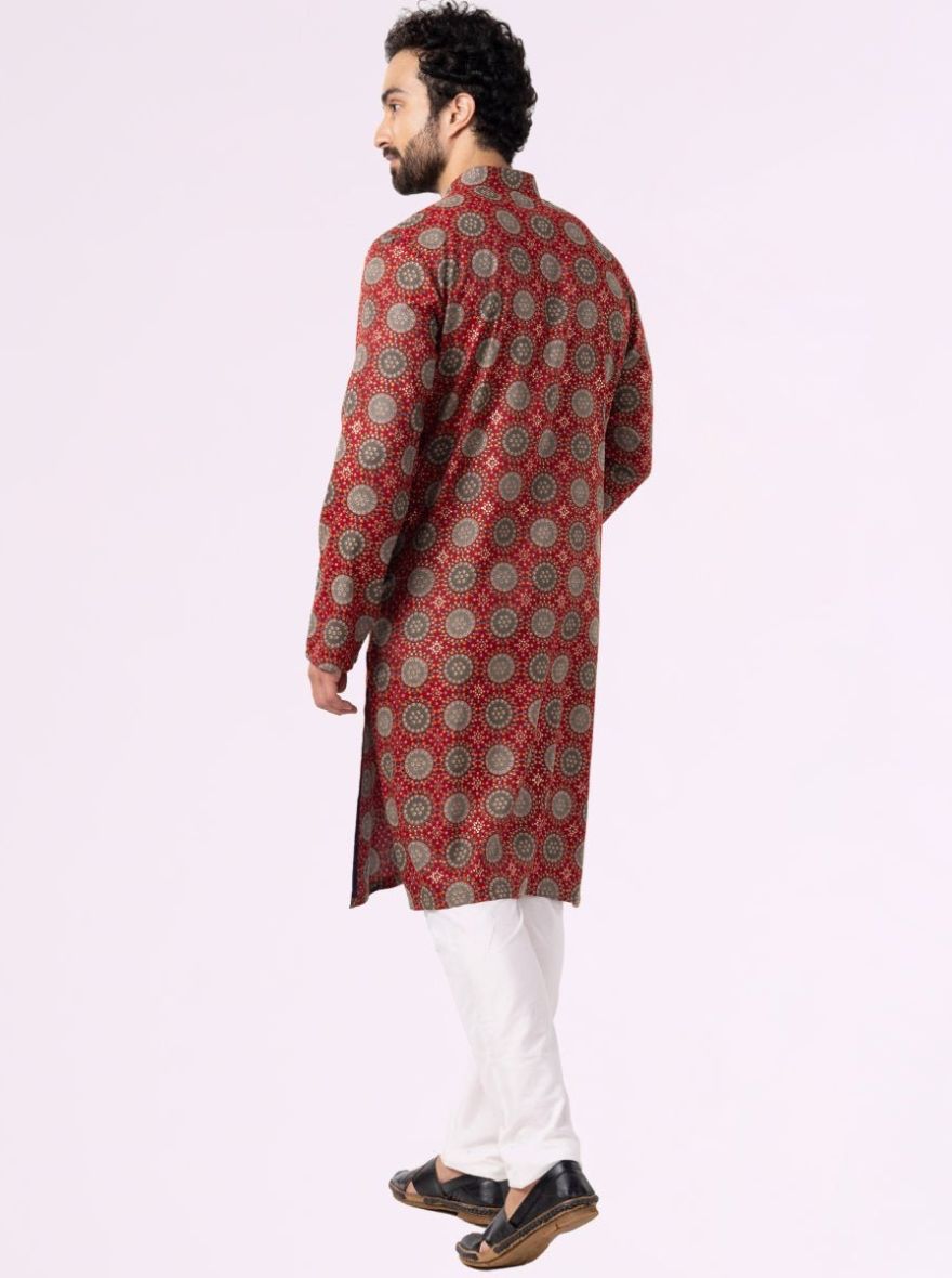 Maroon with Circular Bandhani Print Cotton Blend Men's Kurta