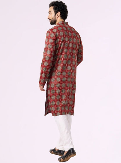 Maroon with Circular Bandhani Print Cotton Blend Men's Kurta