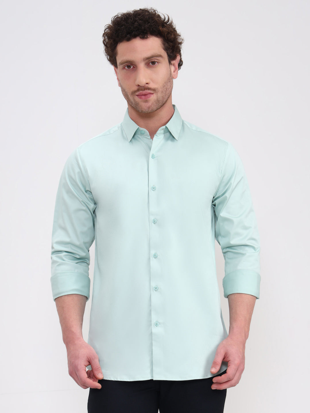 Light Green Solid Slim Fit Casual Shirt | JadeBlue
