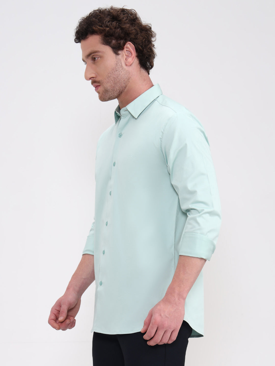 Light Green Solid Slim Fit Casual Shirt | JadeBlue