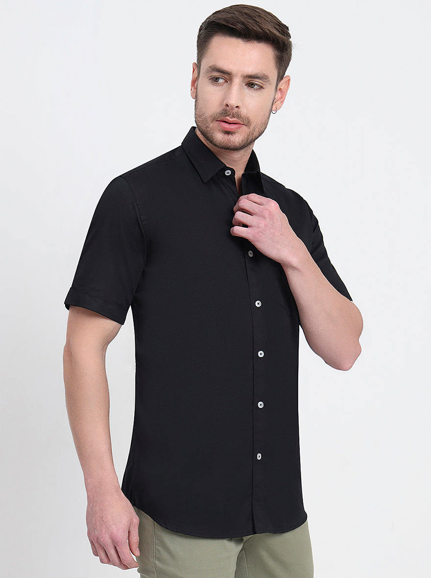 Black Solid Smart Fit Semi Casual Shirt | JadeBlue