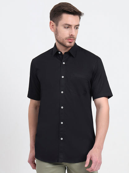 Black Solid Smart Fit Semi Casual Shirt | JadeBlue