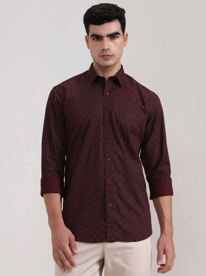 Maroon Printed Tailored Fit Semi Casual Shirt | JadeBlue