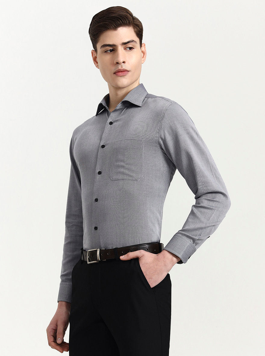 Black Solid Slim Fit Formal Shirt | Metal