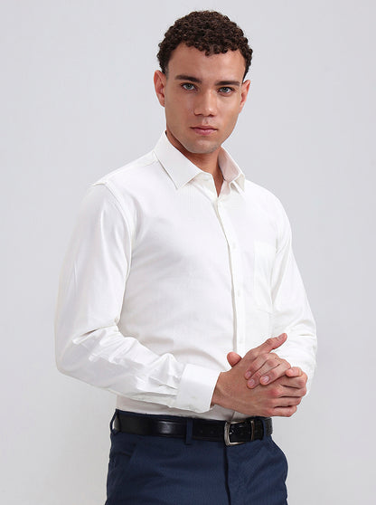 Off-White Solid Regular Fit Formal Shirt | JadeBlue