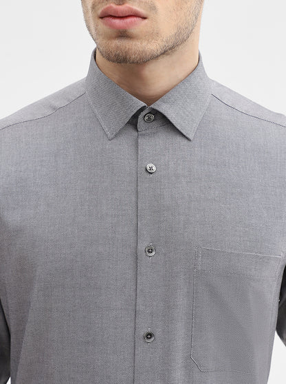 Dark Grey Solid Regular Fit Formal Shirt | JadeBlue