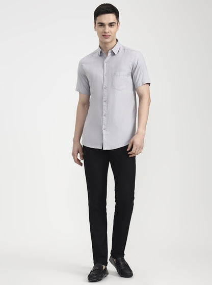 Silver Grey Solid Slim Fit Casual Shirt | JadeBlue